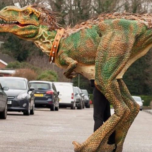 Kostum za hojo dinozavrov